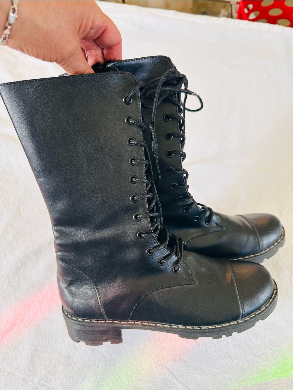 ⭐️ Black Sz 7 Lace-Up Side-Zip Faux Leather Boots Like New - Picture 10 of 10